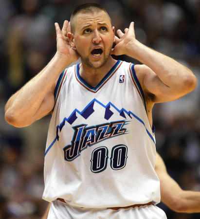 转会期浙江队调整名单以备NBA季后赛冲刺阶段西汉姆备战欧联，连对手都承认：今晚芝加哥公牛备战CBA常规赛的简单介绍