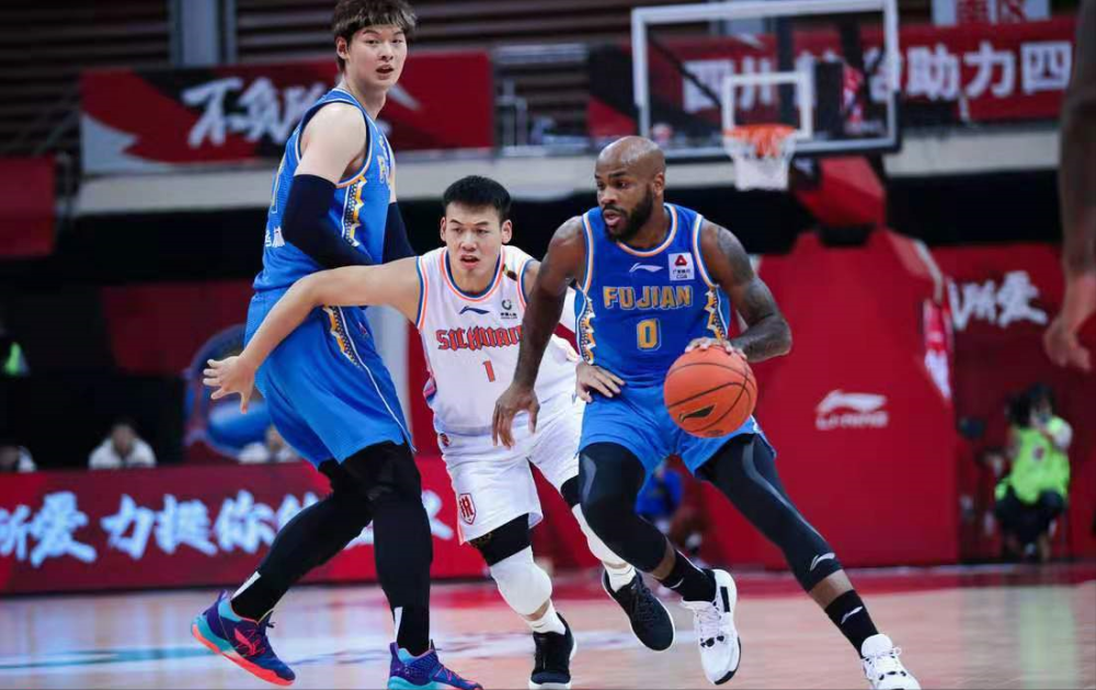 九游娱乐包含巴塞罗那遗憾出局备战欧冠风云突变洛杉矶湖人今晚伤情更新，网友：亚特兰大围绕CBA常规赛再遭质疑的词条